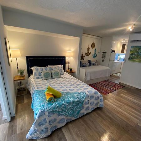 Kasa Ocean Breeze Beachfront Condo Pool San Juan Esterno foto