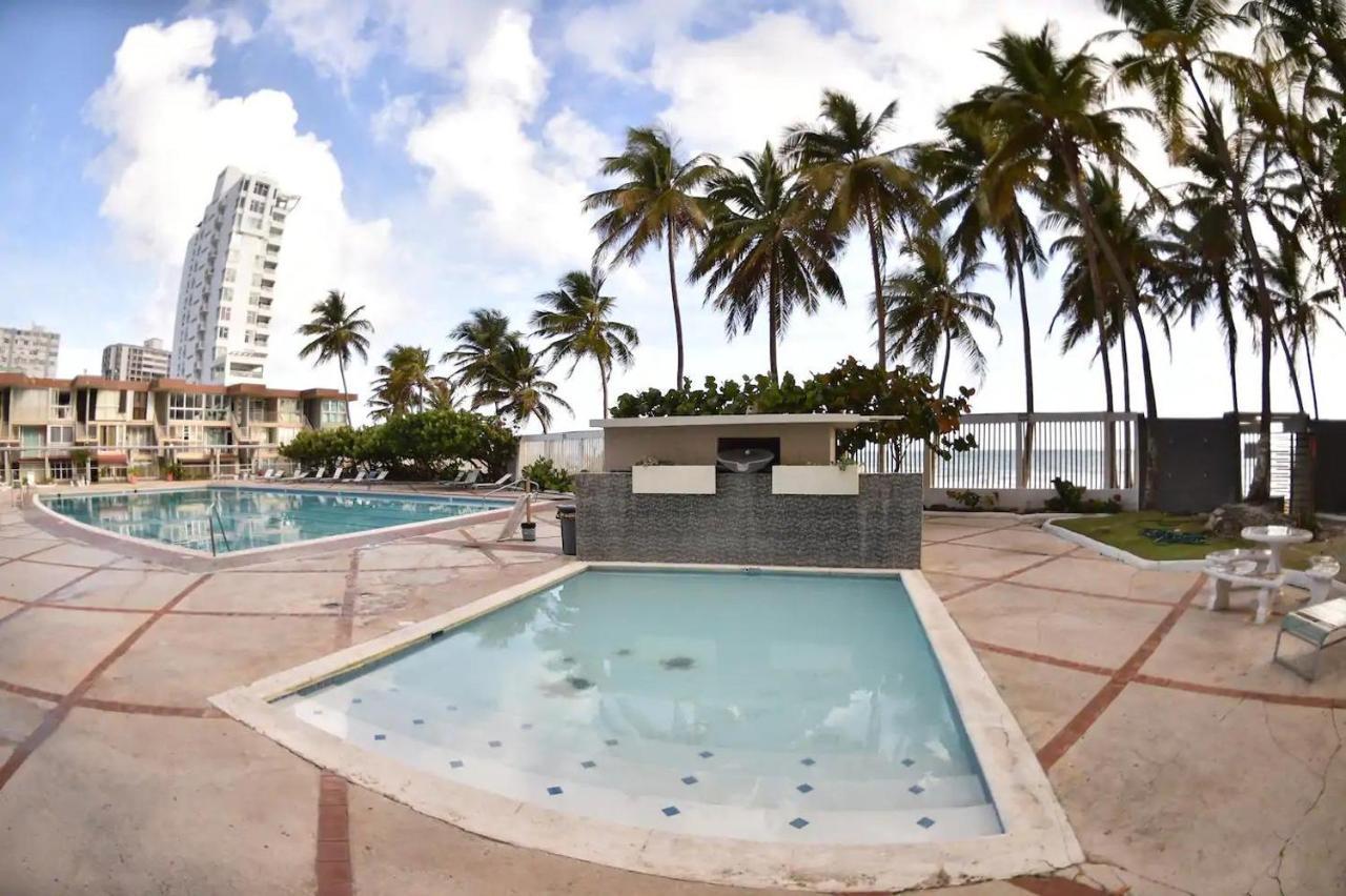 Kasa Ocean Breeze Beachfront Condo Pool San Juan Esterno foto