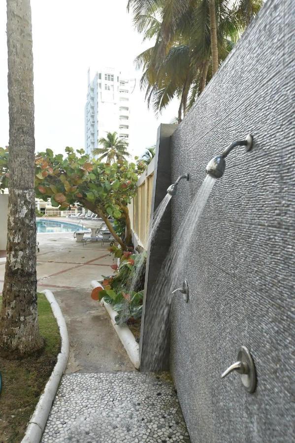 Kasa Ocean Breeze Beachfront Condo Pool San Juan Esterno foto